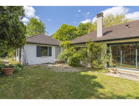 vente maison 8 pièces  171.00m²  louveciennes