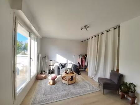 a louer - agence giboire - appartement t1 st jacques de la lande