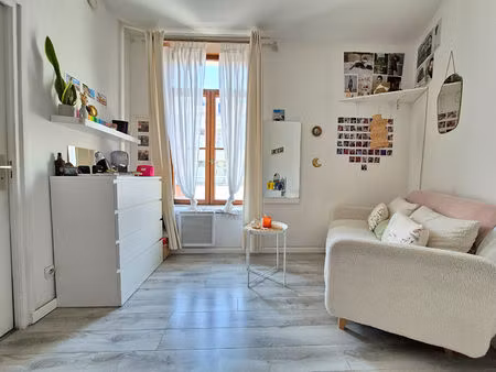 lille hypercentre nationale : charmant studio vendu loué