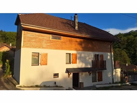 maison à vendre 6 pièces ayse (74)