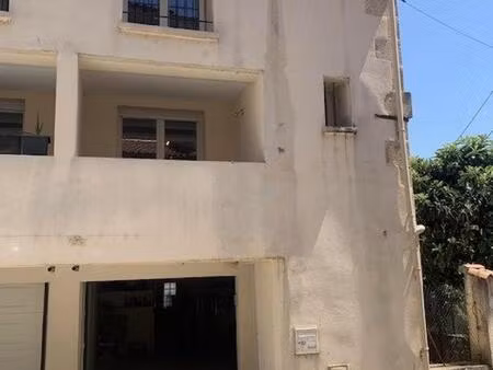 coup de coeur ! maison de ville entièrement rénovée avec garage