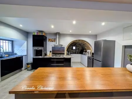 charmante maison en pierre rénovée