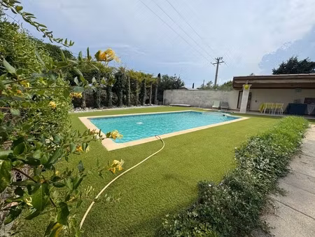 vente maison de plain-pied t5-4 avec piscine et garages – peyruis (04)