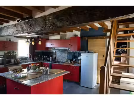 maison de charme confortable en centre village avec extérieur