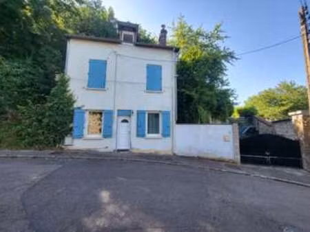 vente maison à elbeuf (76500) : à vendre / 72m² elbeuf