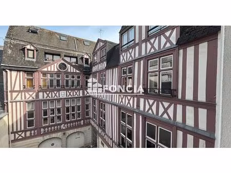 emplacement rare - hypercentre de rouen