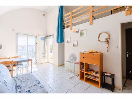 gruissan - grazel - en exclusivité : studio + mezzanine avec ba