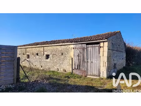 vente ferme 1 pièce 62 m² à doix (85200)  39 000 €