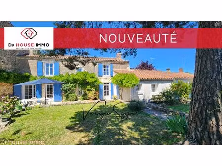 maison en pierre ayant bénéficié d'une rénovation de qualité