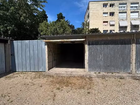 parking à louer - versailles (78) - 150€
