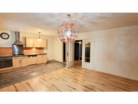 appartement 4 pièces 77 m² à louer clermont-ferrand 63000 ? | era immobilier