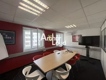 vente bureaux 131 m²