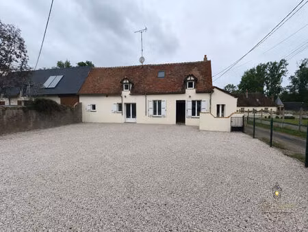 exclusivité château-renard ancienne fermette rénovée