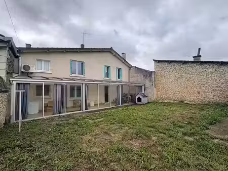 vente maison 5 pièces 106 m² à guesnes (86420)  72 000 €