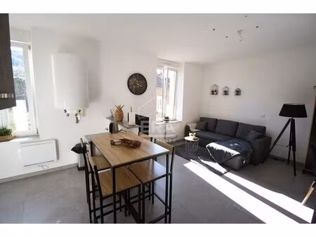 à louer appartement 27 m² – 690 € |saulnes