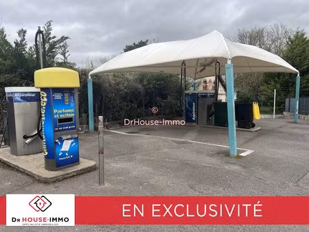 exceptionnel et rare vent fonds de commerce et murs le tout sur un terrain de 1633m2