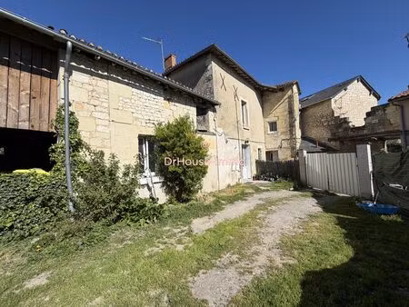 ancien corps de ferme divisé 156 m²