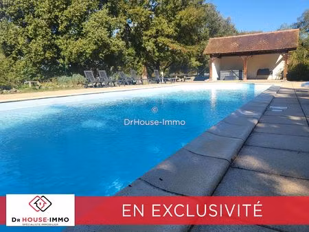 domaine d'exception avec 3 gîtes indépendants  piscine  jacuzzi et 19 5 hectares