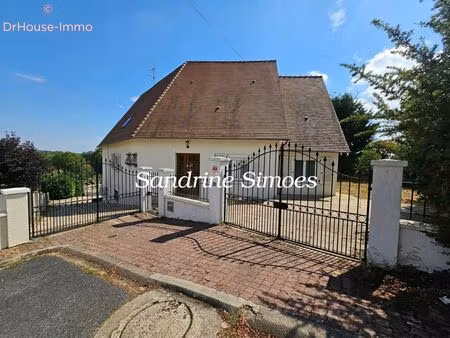 maison de 180 m2- 7 pièces- terrain de 2337 m2