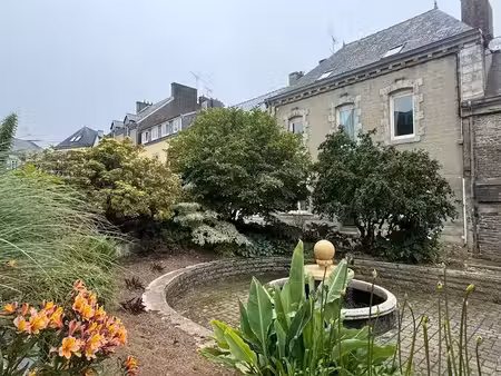 vente maison 8 pièces 155 m² à coray (29370)  94 000 €