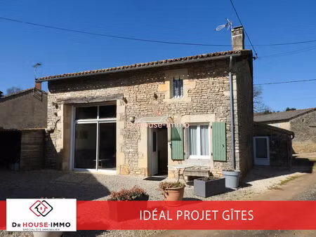 2 maisons  (80 et 138m2) : 1 grand terrain de 3548m2  de vastes dépendances  du confort  l