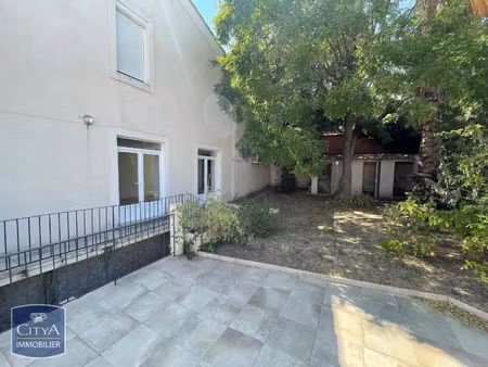 maison à louer 4 pièces 87.65 m² - nîmes (30) - 994€