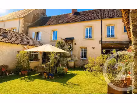 vente maison 11 pièces 174.4 m² à châteauneuf-val-de-bargis (58350)  130 000 €