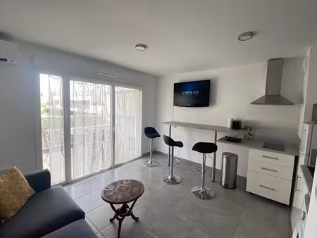 appartement le lavandou 2 pièces 40 m2 et grande terrasse