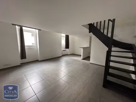 appartement à louer 2 pièces 55.3 m² - nîmes (30) - 547€