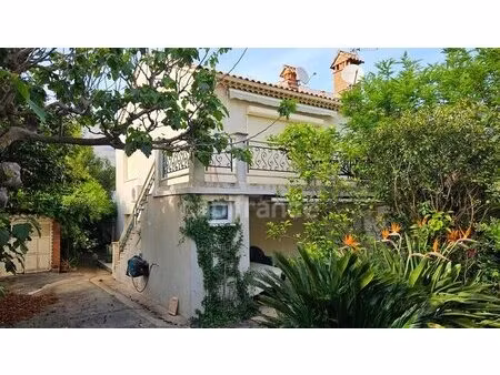 cavalaire-sur-mer – maison de charme au calme absolu  à deux pas de la mer & du centre