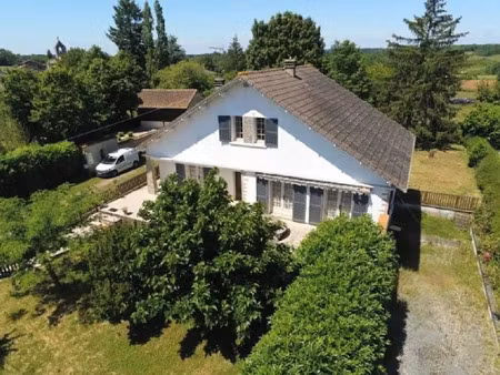 vente maison 7 pièces 181 m² à sauzé-vaussais (79190)  150 530 €
