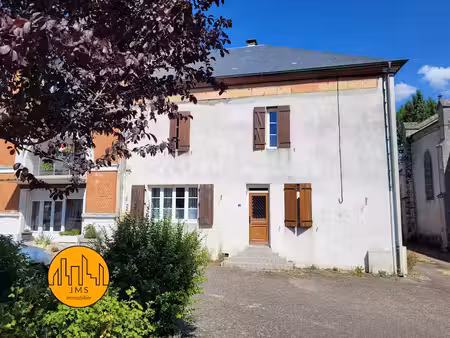 vente maison 5 pièces 113 m² à noyant-d'allier (03210)  155 000 €