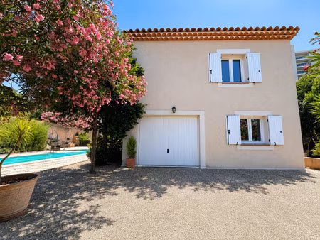 vente maison 5 pièces 110 m² martigues (13500)