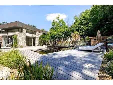maison de 10 pièces de luxe en vente à jouy-en-josas  île-de-france