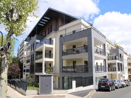location appartement 4 pièces 73m²
