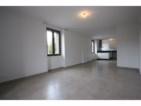 location appartement 3 pièces 78m² pringy 74370