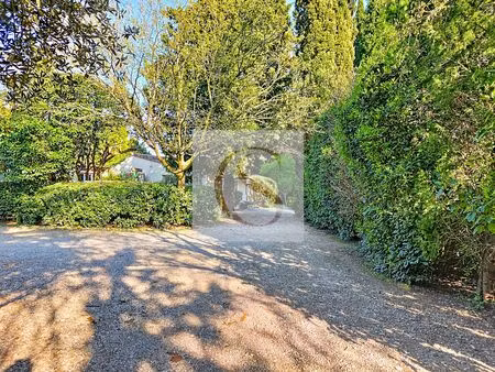 sénas/lamanon - maison 95 m² rénovée - dépendance 31 m²  terrain agricole 2 ha  chalet pis