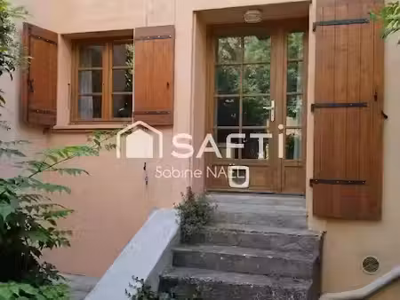 vente maison 4 pièces 162 m² à correns (83570)  180 000 €