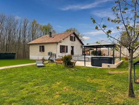 vente maison 4 pièces 156 m² à douzillac (24190)  194 950 €
