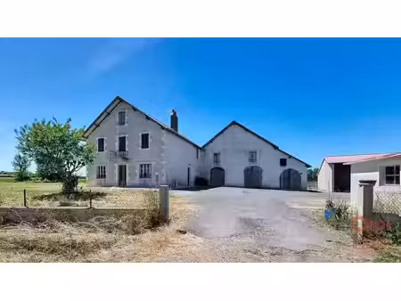 vente ferme 6 pièces 160.82 m² à castel-sarrazin (40330)  189 000 €