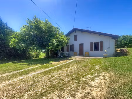 maison de campagne 4 chambres à rénover  au calme