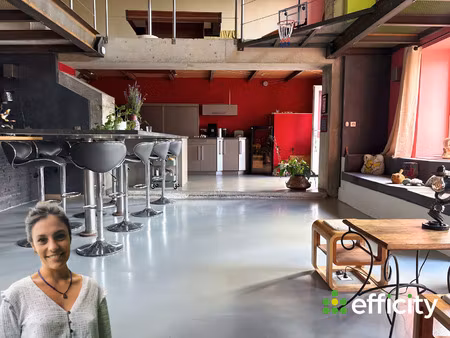 maison 4 pièces - 208 m²
