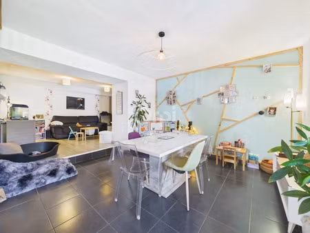 vente maison 5 pièces 198.03 m² à navenne (70000)  175 000 €