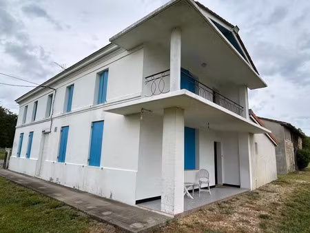 vente maison 6 pièces 164 m² à saint-savin (33920)  199 000 €