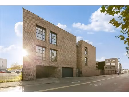 stijlvol appartement in iconisch gebouw met ruim terras in hartje aalst