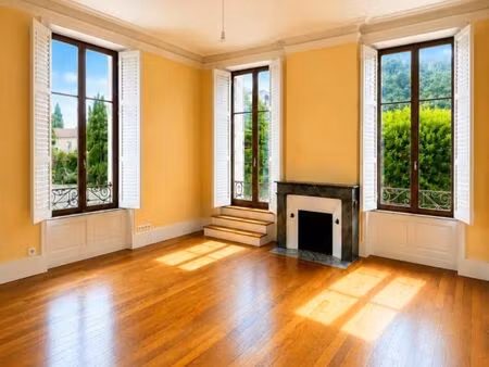 appartement 1 pièce 27 m²