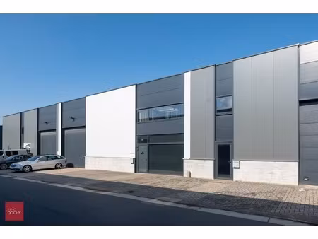 recent gebouwde kmo - unit met bureel  mezzanine | de bosmier