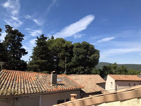 exclusif - maison de village avec bon rapport