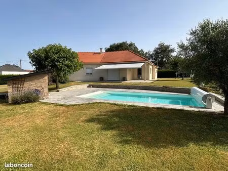 maison avec piscine garage et double carport
