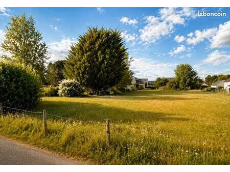 terrain 327 m² notre dame d oe